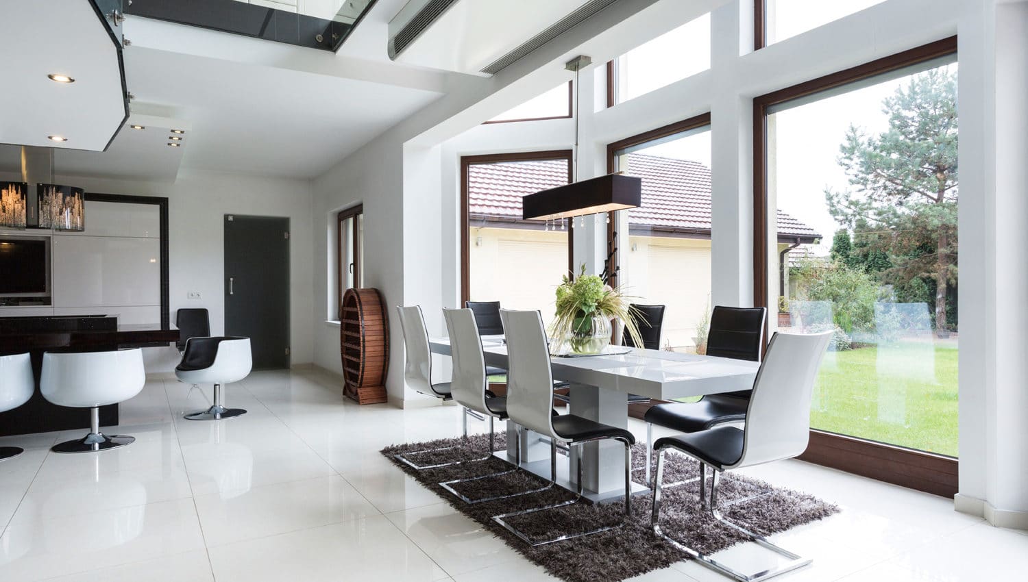 6 Bedroom Semi-Detached House in Barking and Dagenham